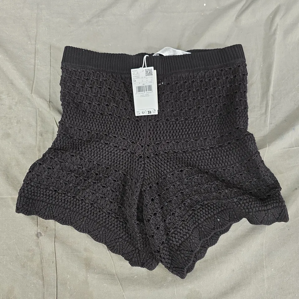 MANGO KNITTED SHORTS IN BLACK SIZE MEDIUM