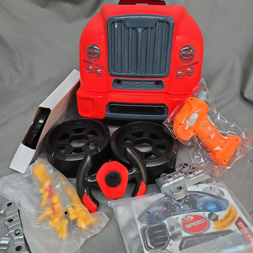 BOXED ENGINE WORKSHOP MOTOR CAR ENGINE PLAYSET