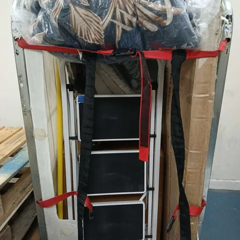 APPROXIMATELY 8 ASSORTED DAMAGED ITEMS TO INCLUDE STEPLADDER, MIRROR, CUSHIONS, ETC