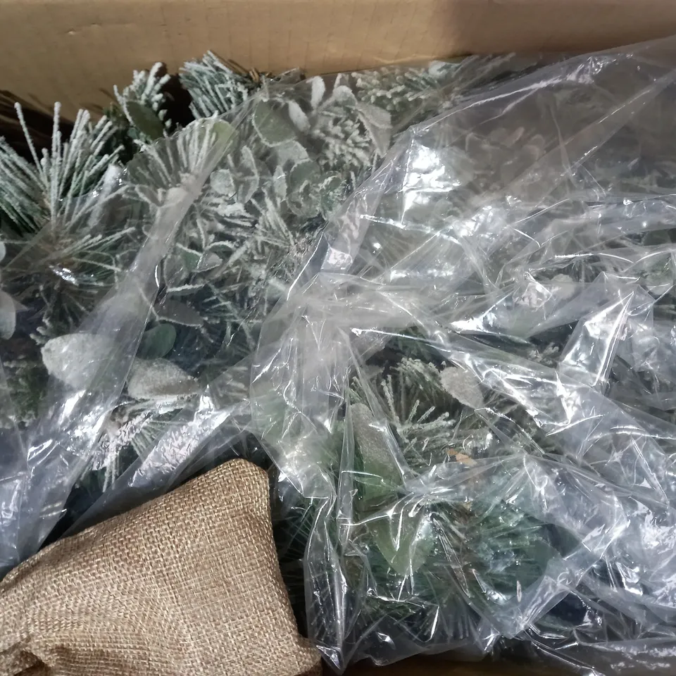 K BY KELLY HOPPEN PRE-LIT GREENERY CHRISTMAS DECORATION - GARLAND