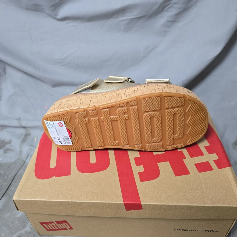 FITFLOP GOLD METALLIC BUCKLE SANDALS – WOMEN'S SIZE 6