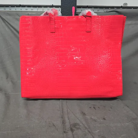 TED BAKER LONDON CORAL CROC-TEXTURE TOTE BAG – ONE SIZE