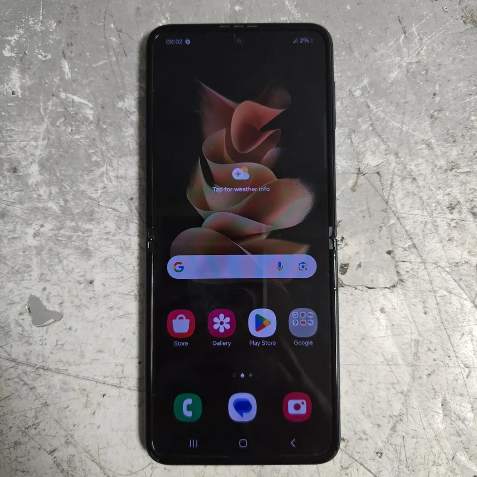 SAMSUNG GALAXY Z FLIP3 SMARTPHONE 