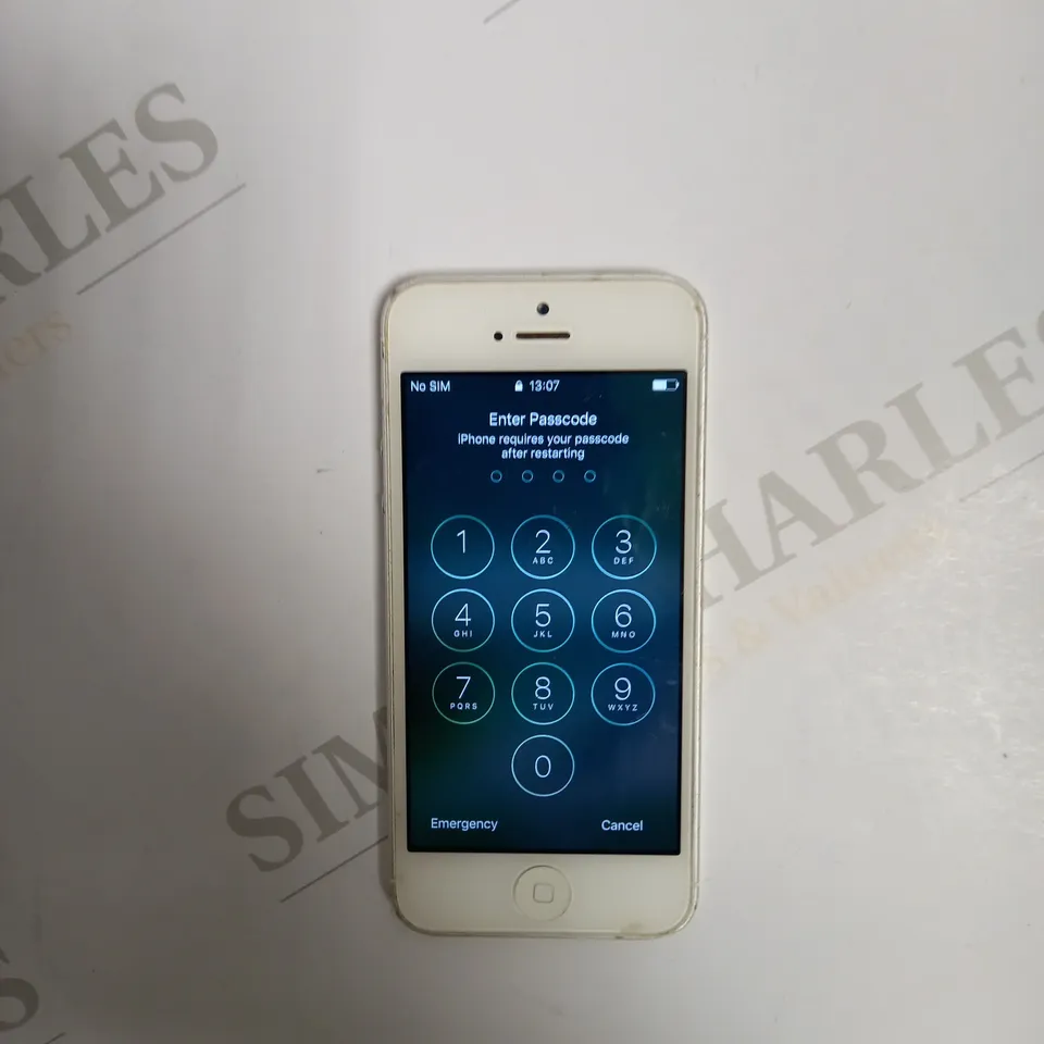 APPLE IPHONE 5 (A1429) 