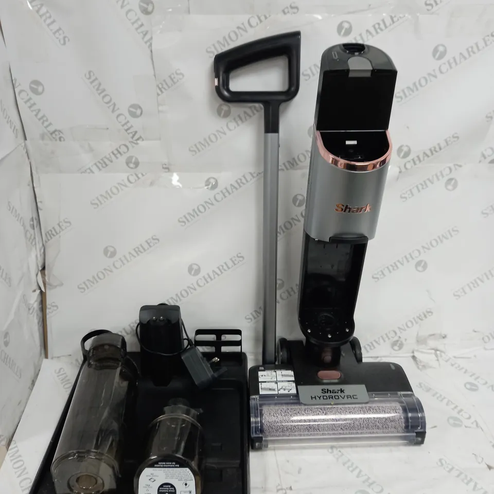 SHARK CORDLESS HYDROVAC 3-IN-1 HARD FLOOR CLEANING SYSTEM WD210UK