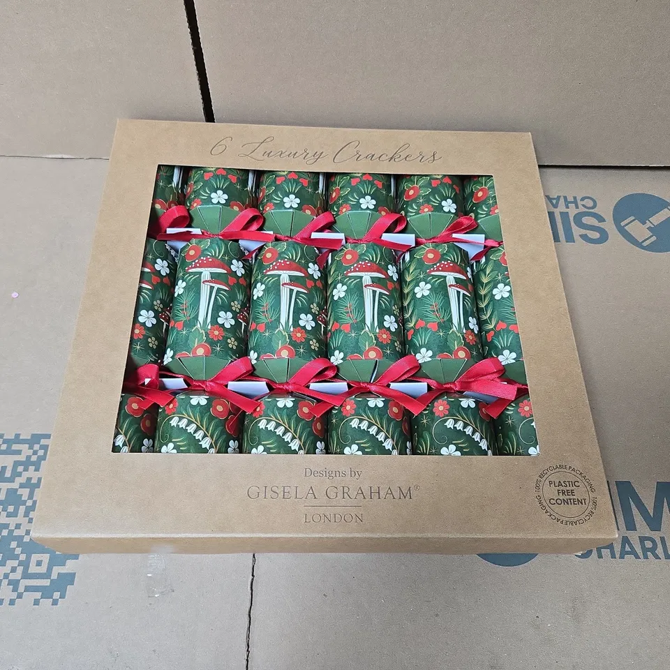 BOX OF 6 GISELA GRAHAM LUXURY CHRISTMAS CRACKERS PACKS - 6 CRACKERS PER PACK 