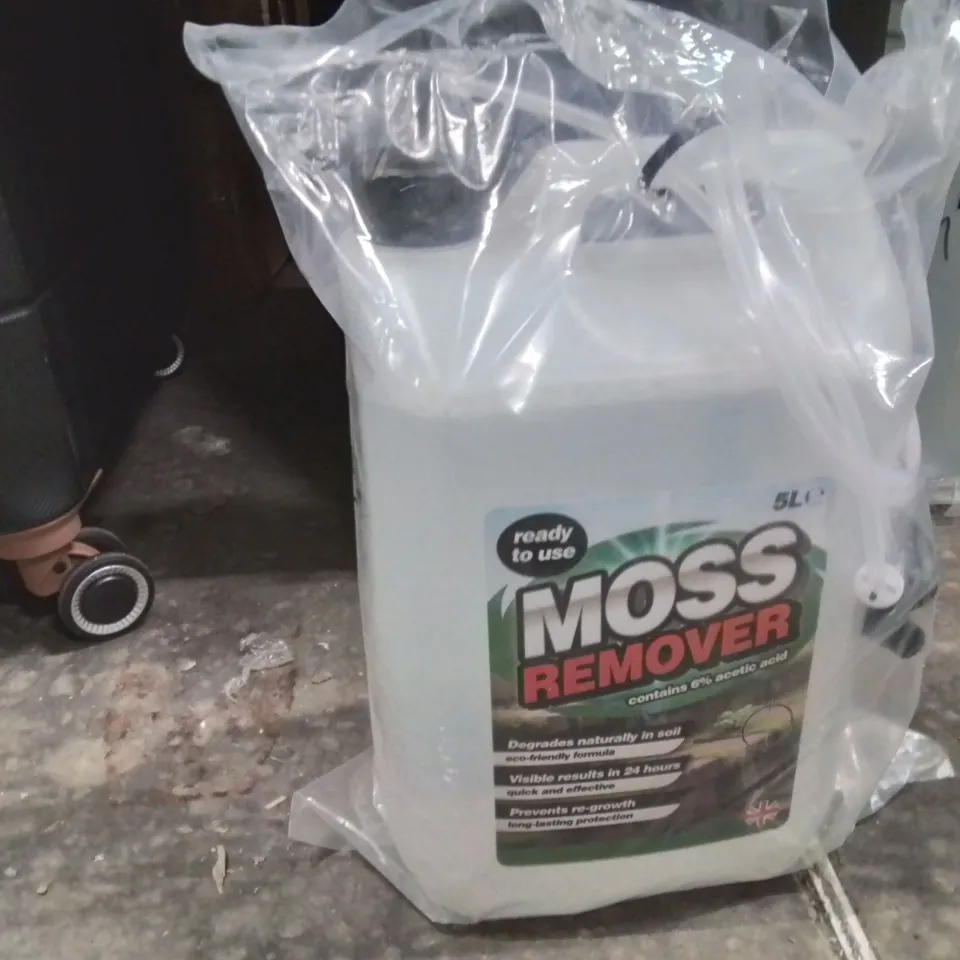 MOSS REMOVER