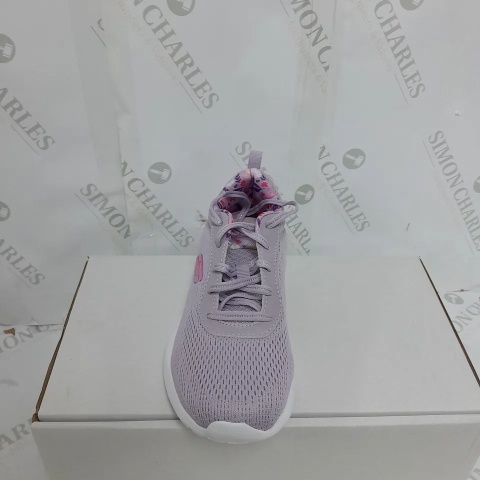 BOXED PAIR OF PINK SKETCH-AIR TRAINERS SIZE 3.5 