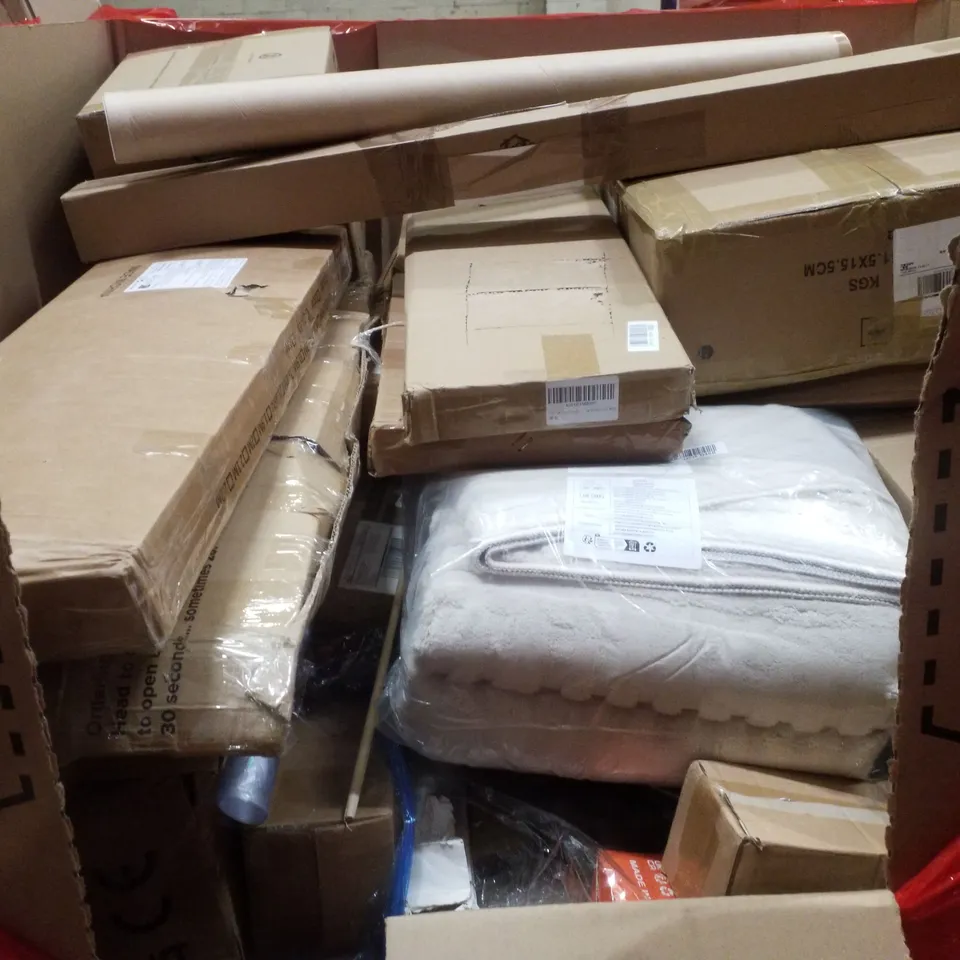 PALLET CONTAINING ASSORTED PRODUCTS INCLUDING LED BATTEN LIGHT, FLOATING SHELVES, TOWEL TOILET RACK, ROOM DIVIDER & CURTAIN ROD