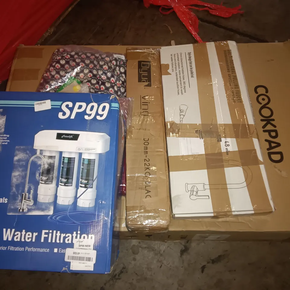 PALLET OF ASSORTED ITEMS TO INCLUDE BOXED COOKPAD, UNDERSINK WATER FILTRATION AND BODEN CLOTHING