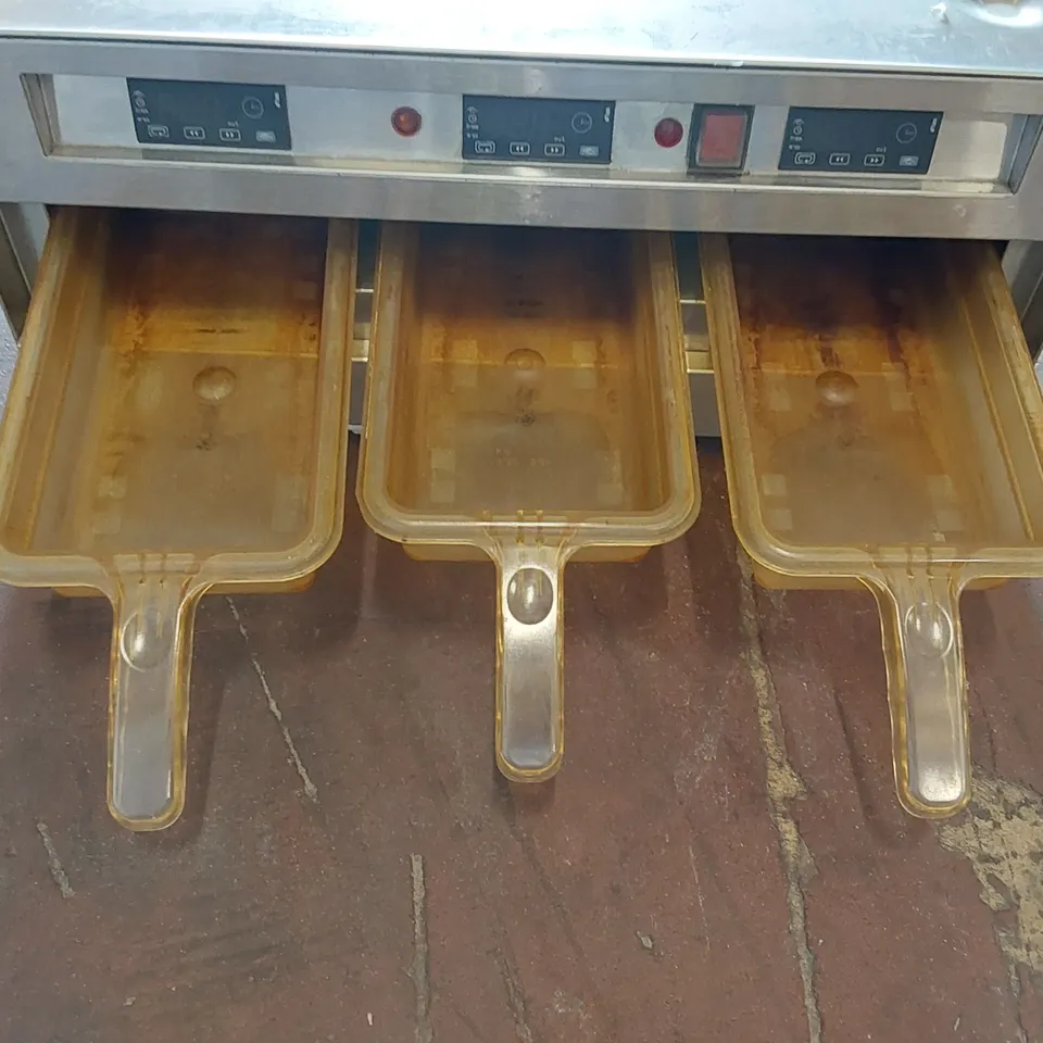 VIZU VIGW3P GASTRO WARMER 3 PAN