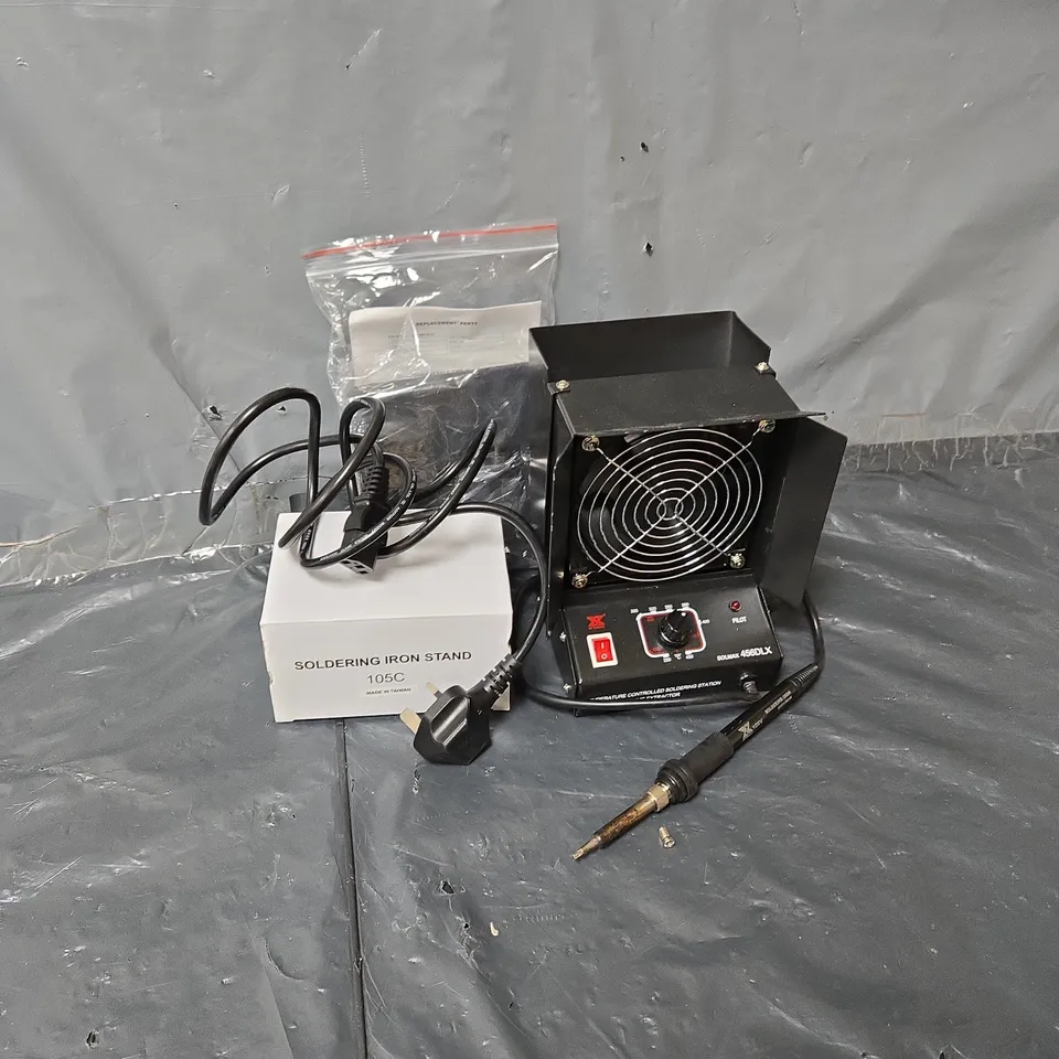 SOLMAX 456DLX TEMPERATURE CONTROLLED SOLDERING STATION WITH FUME EXTRACTOR