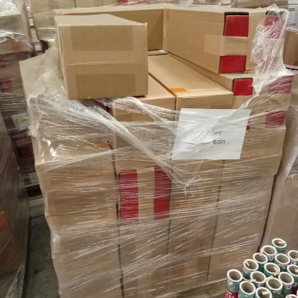 PALLET TO CONTAIN A LARGE QUANTITY OF CHRISTMAS GIFT WRAPPING PAPER