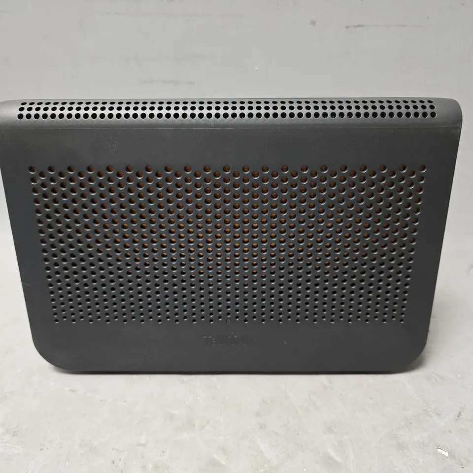 BOXED TALK TALK WI-FI HUB 3 