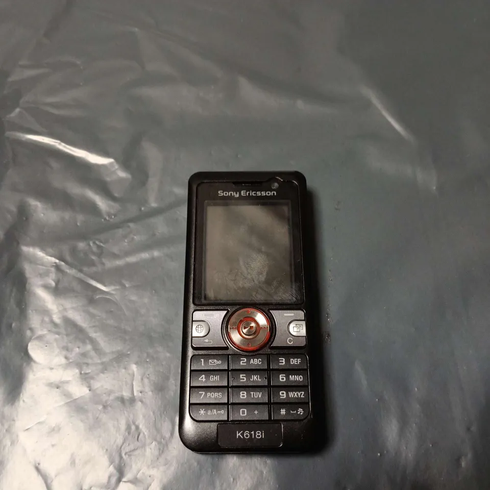 SONY ERICSSON K618I MOBILE PHONE (BLACK)