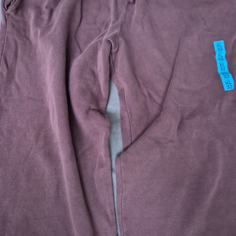 PULL & BEAR JOGGERS IN BURGUNDY SIZE XL