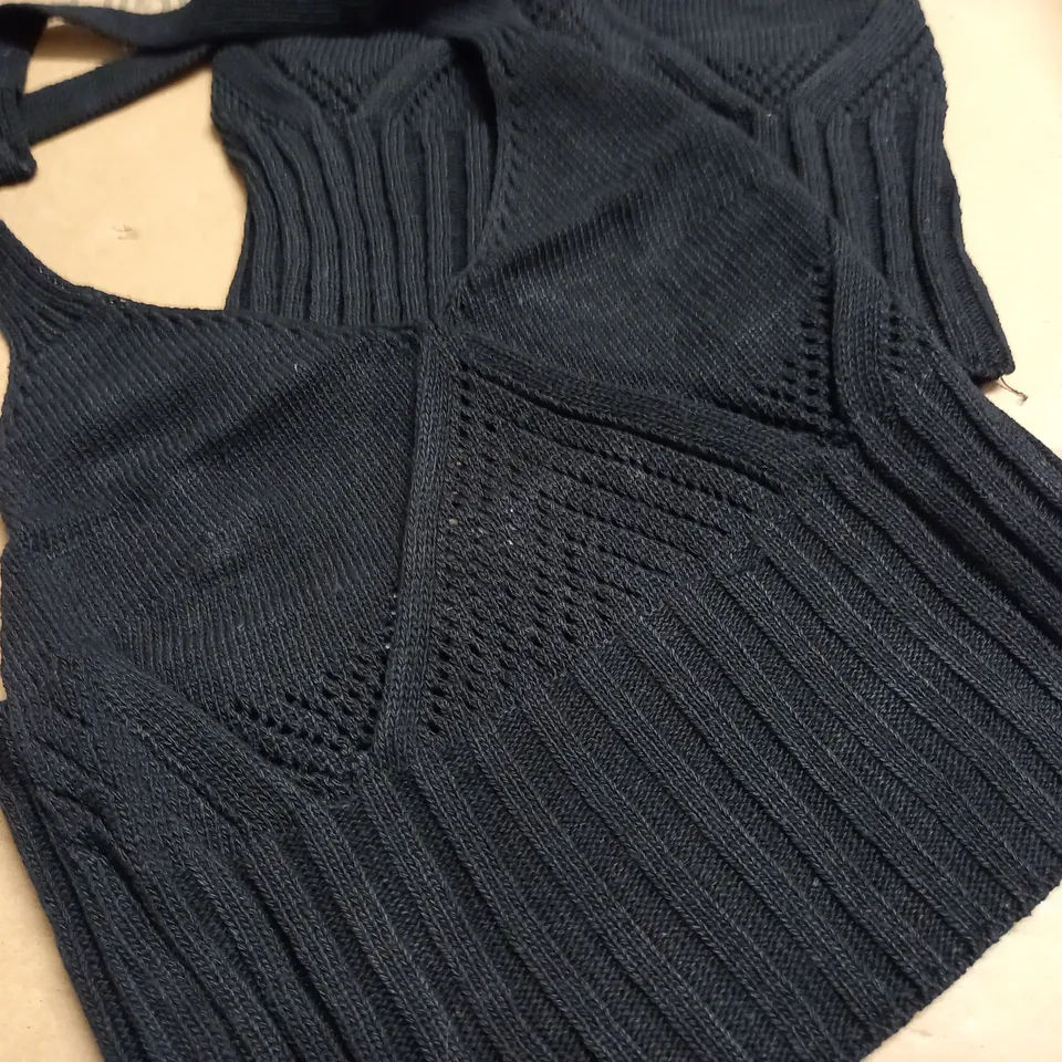 LARGE QUANTITY OF TIE NECK TOPS - SIZE UNSPECIFIED