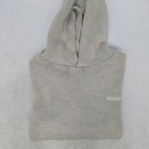 SISTERS AND SEEKERS LONG SLEEVE PULL-OVER HOODIE IN LIGHT SAND SIZE SMALL