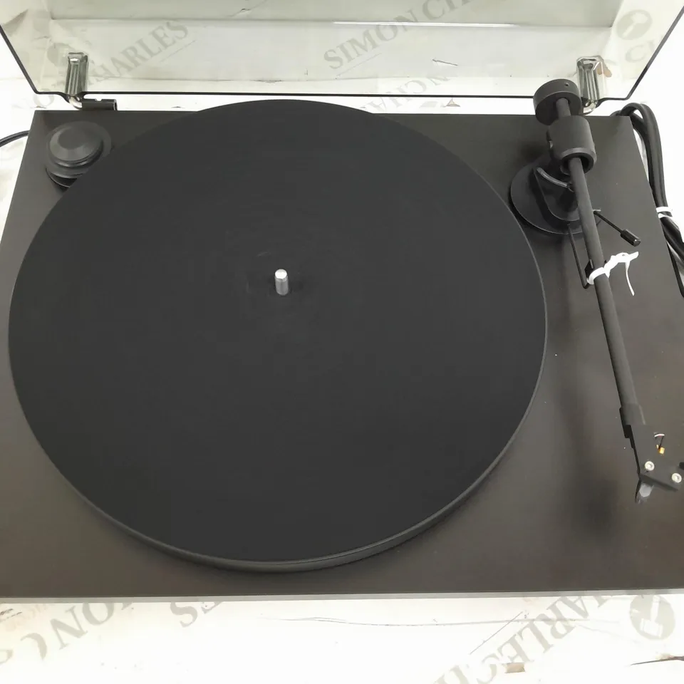 PRO-JECT AUDIO PRIMARY E TURNTABLE - BLACK