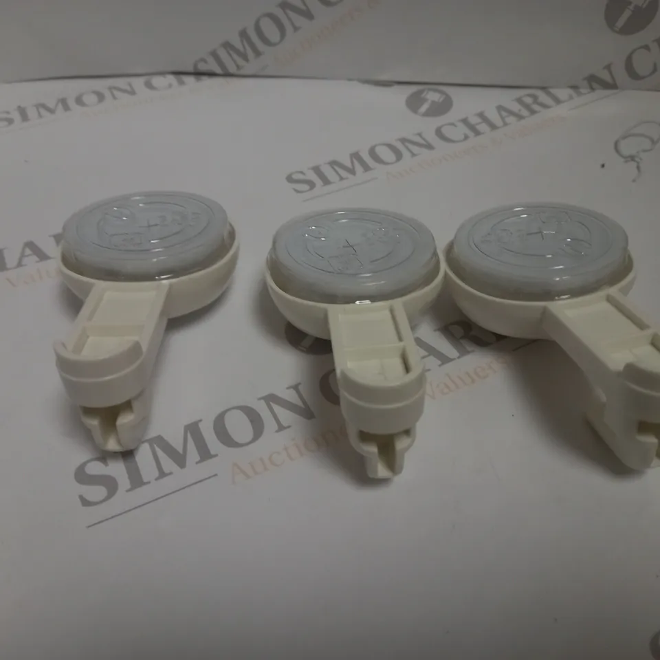 BOXED HEAVY DUTY SUCTION HOOKS 
