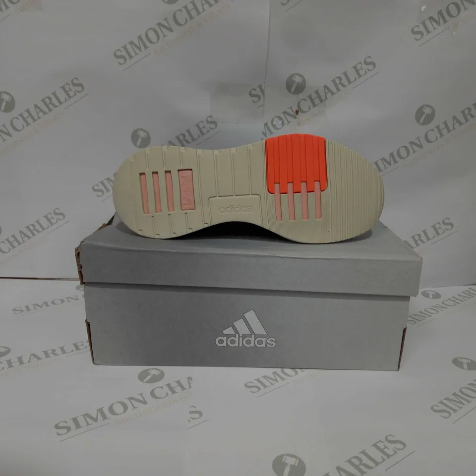 ADIDAS WOMEN RACER TR21 RUNNING SHOES IN BLACK - UK 6 