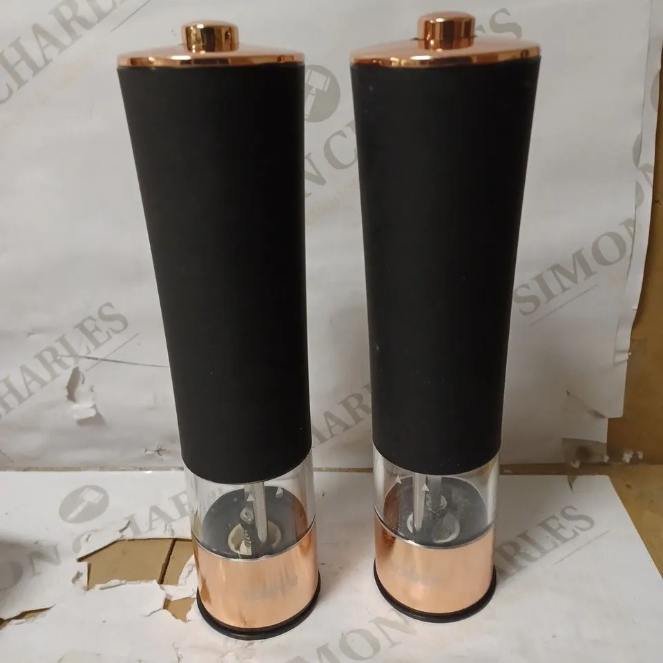 TOWER ELECTRIC SALT AND PEPPER MILL 