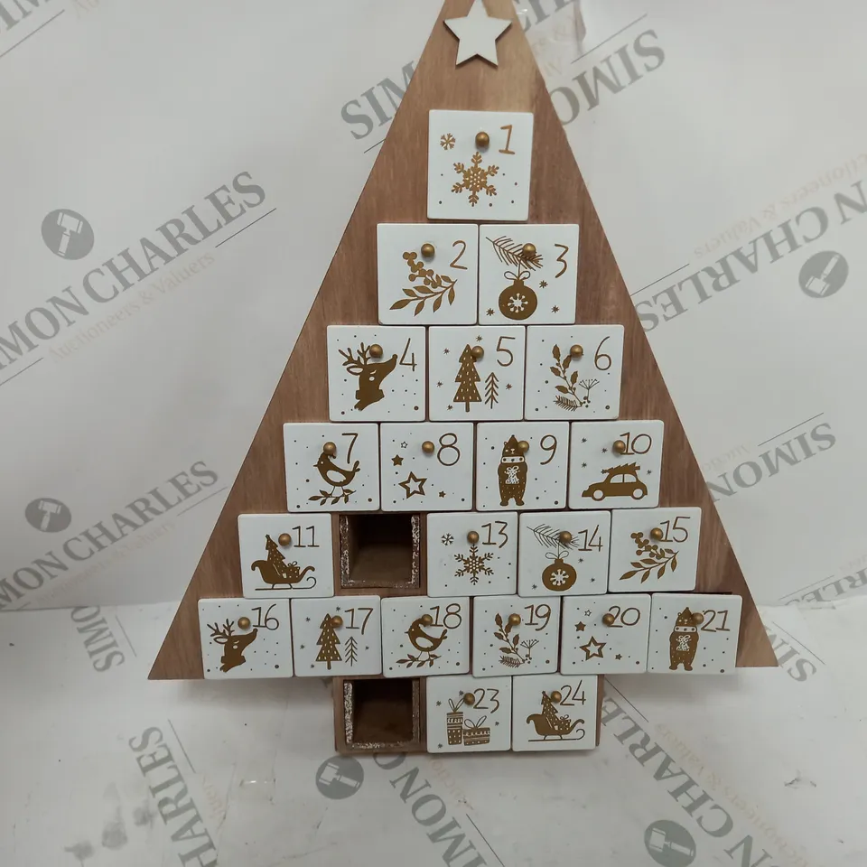TRADITIONAL TREE ADVENT CALENDAR RRP £29.99