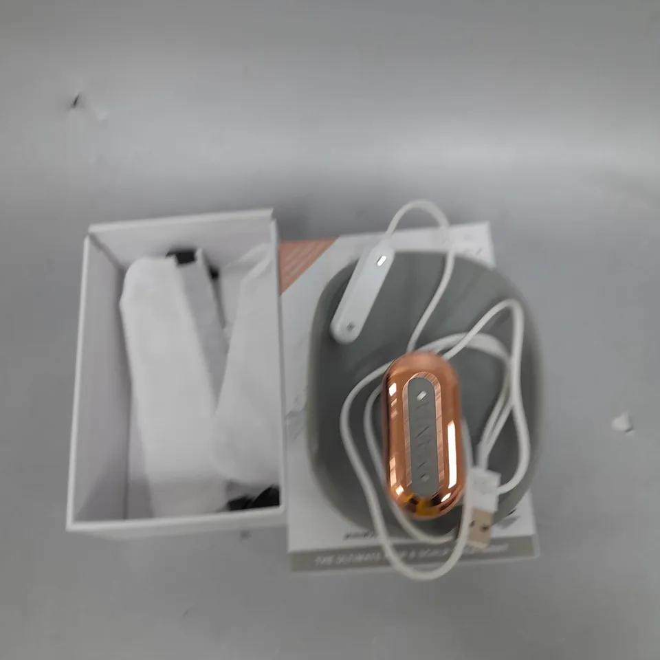 BOXED MANTA PULSE FLEXIBLE HAIRBRUSH