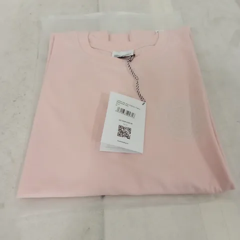 BOX OF APPROXIMATELY 44 X BRAND NEW BRASS MONKEY LADIES GET YOUR COLD ON T-SHIRTS - PINK // SIZE: M