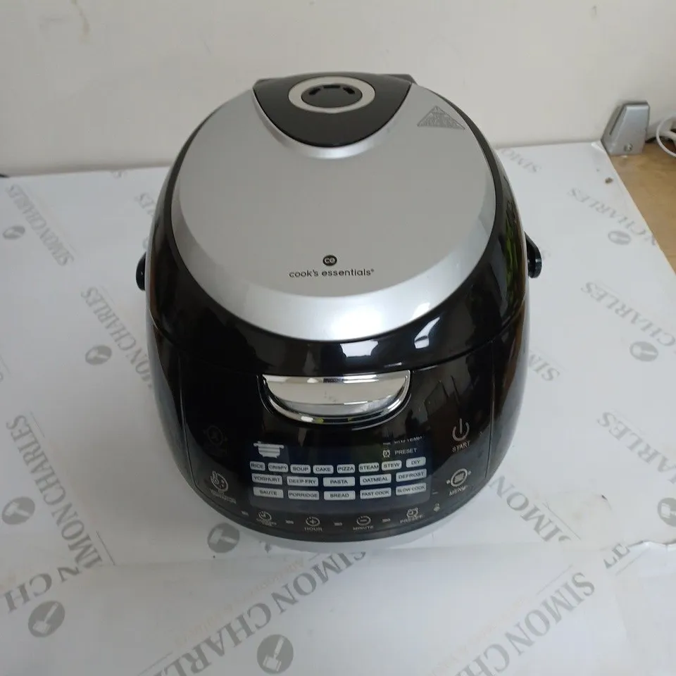BOXED COOKS ESSENTIAL MULTI-PURPOSE COOKER
