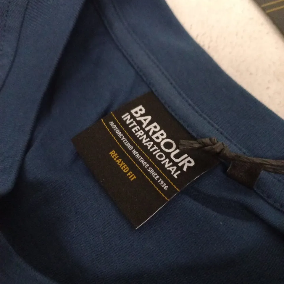 BARBOUR INTERNATIONAL INSIGNIA BLUE T-SHIRT – SMALL (MEN)