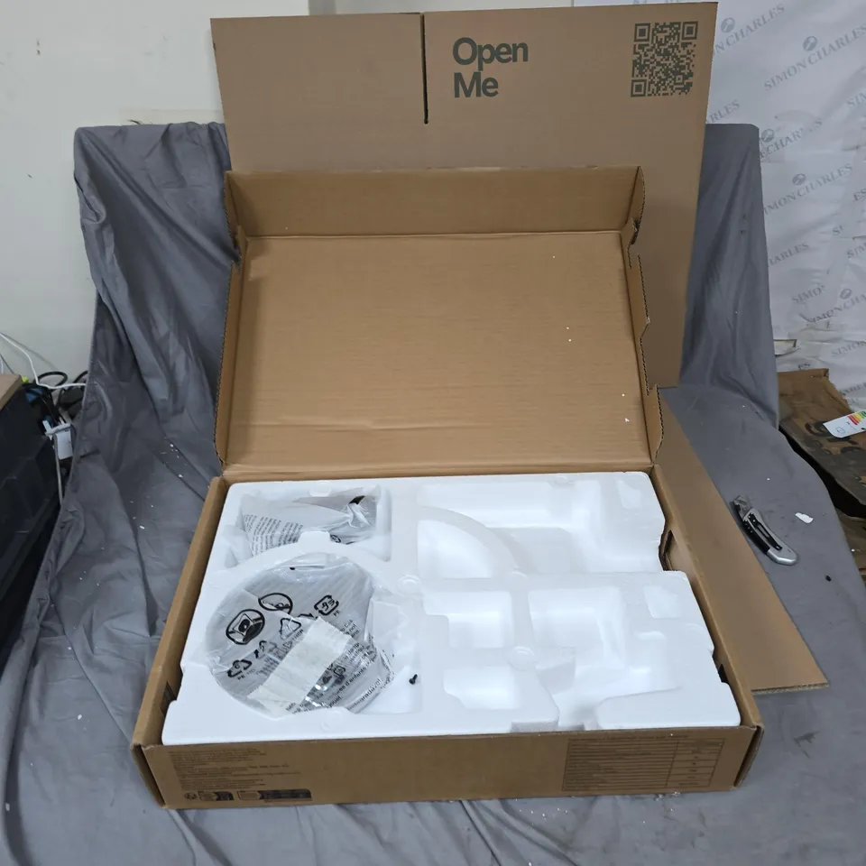 LENOVO C24-40 23.8-INCH FLAT PANEL MONITOR – BOXED