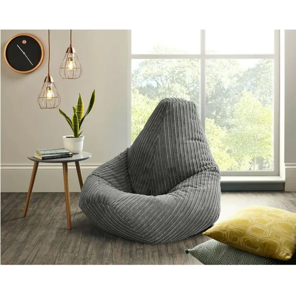 BOXED JUMBO CORD CLASSIC BEAN BAG // UPHOLSTERY COLOUR: GREEN (1 BOX)