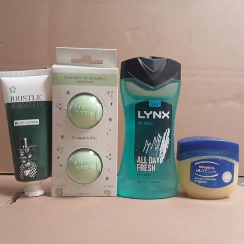 APPROXIMATELY 15 ASSORTED COSMETIC ITEMS TO INCLUDE LYNX, BRISTLE & SMITH, ETC - COLLECTION ONLY
