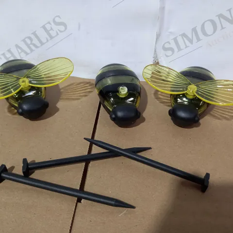 DECORATIVE BEE SOLAR STAKE LIGHT
