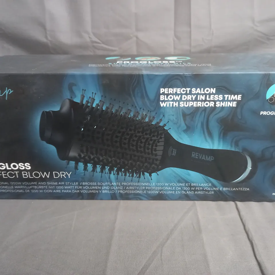 BOXED REVAMP PROGLOSS PERFECT BLOW DRY 