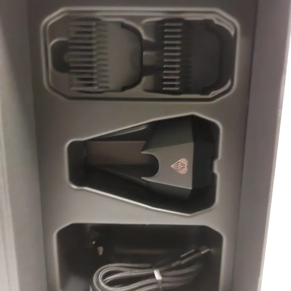BOXED MANSCAPED `THE LAWN MOWER 4.0` 