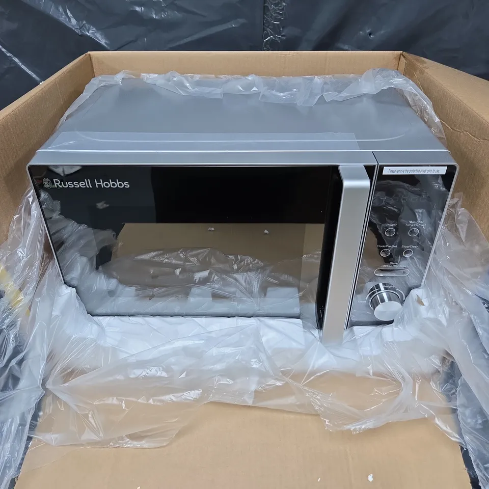BOXED RUSSELL HOBBS DIGITAL 20L MICROWAVE 
