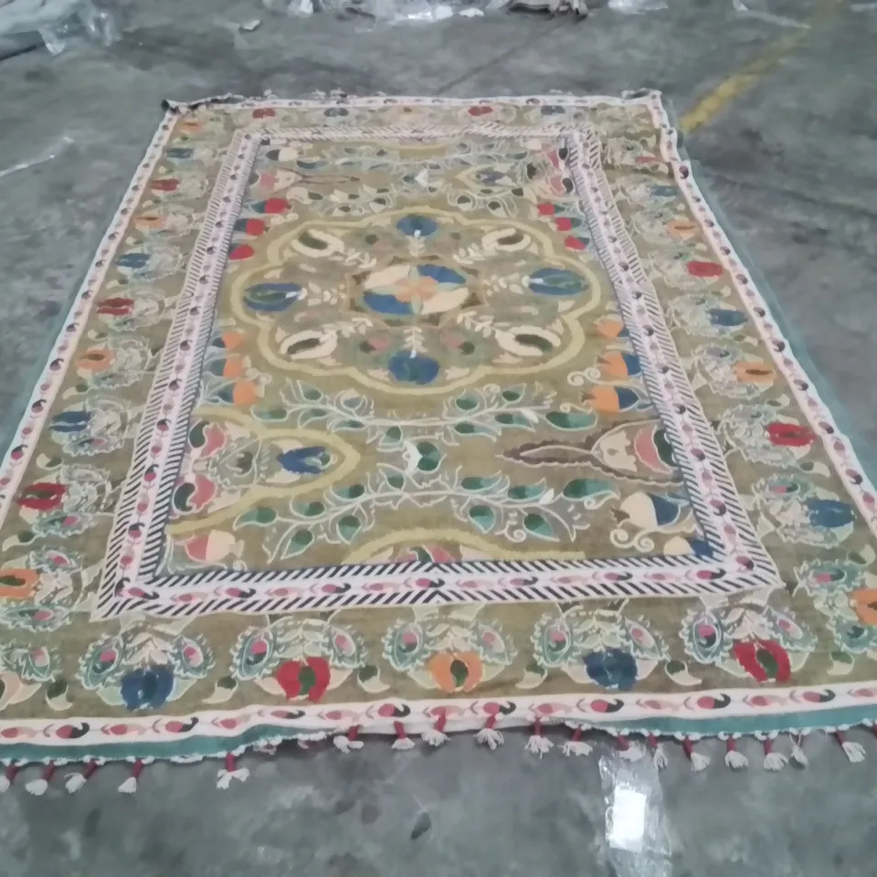 QUALITY DESIGNER AREA RUG - APPROXIMATELY 300X210