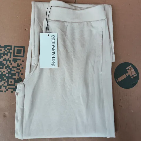 STRADIVARIUS LIGHT JOGGERS IN CREAM SIZE LARGE