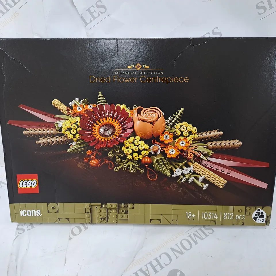 BOXED LEGO DRIED FLOWER CENTERPIECE (10314) RRP £44.99