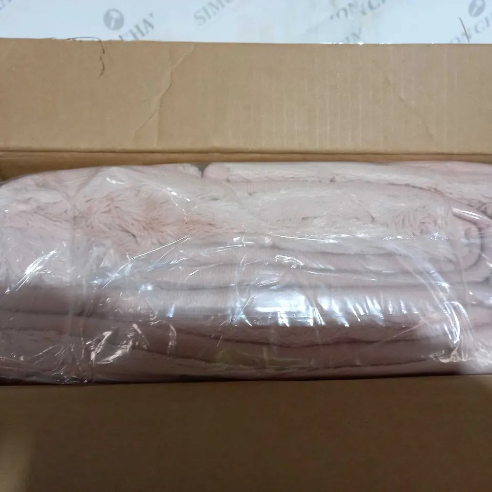 COZEE HOME VELVETSOFT HEATED THROW IN PINK