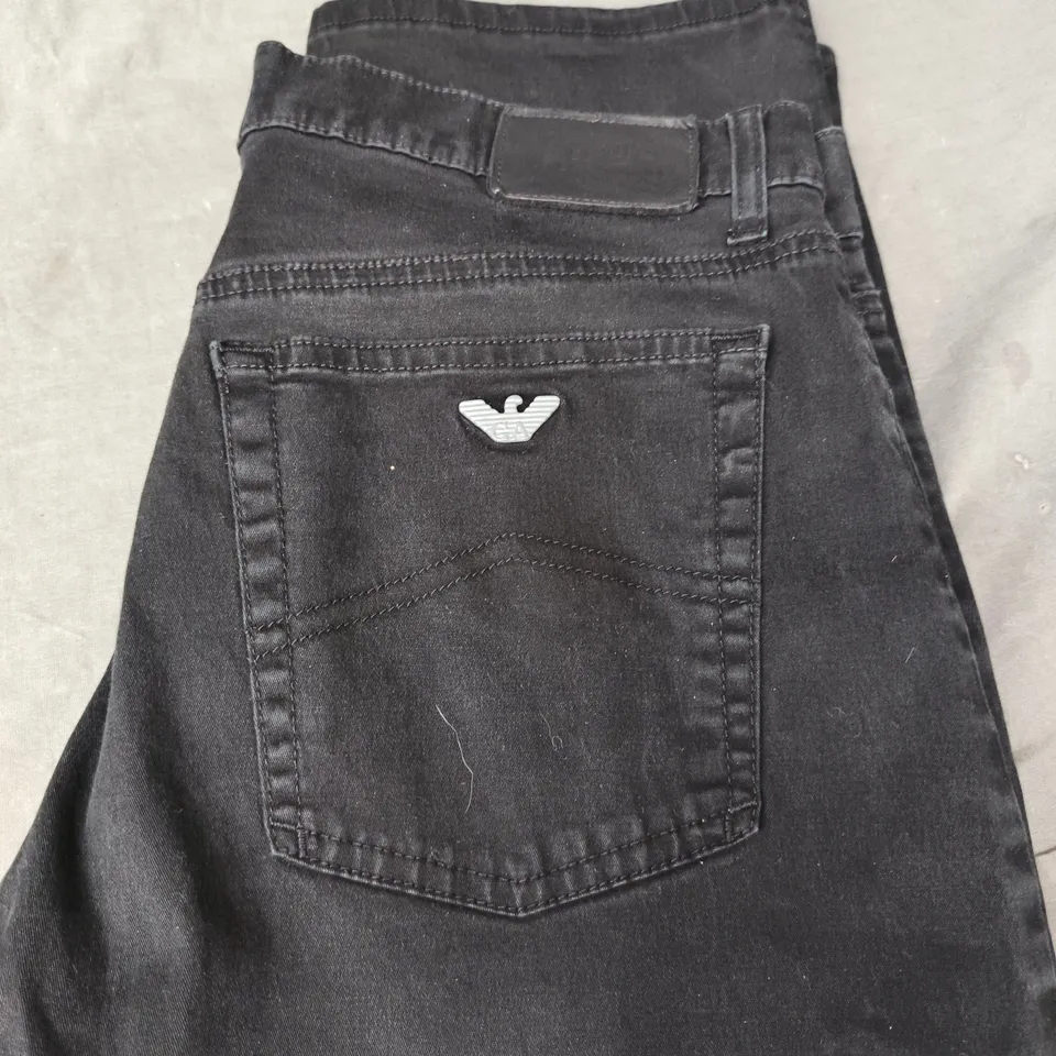 EMPORIO ARMANI JEANS  - SIZE W34