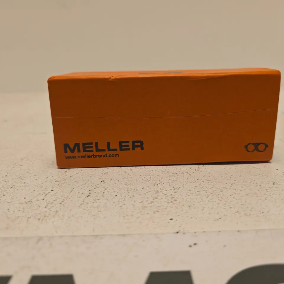 MELLER SUNGLASSES WITH AMBER LENSES – BOXED