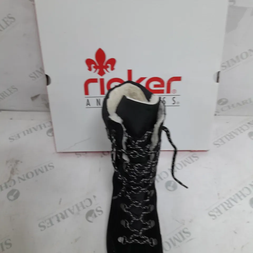 BOXED PAIR OF RIEKER SUEDE WATER RESISTANT BOOTS IN BLACK SIZE 6