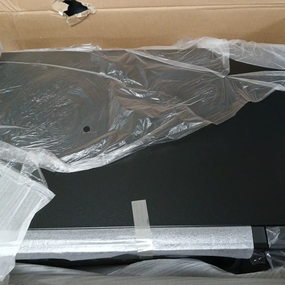 BOXED SAMSUNG MS23K3513AK/EU SOLO 23L MICRCOWAVE OVEN - COLLECTION ONLY