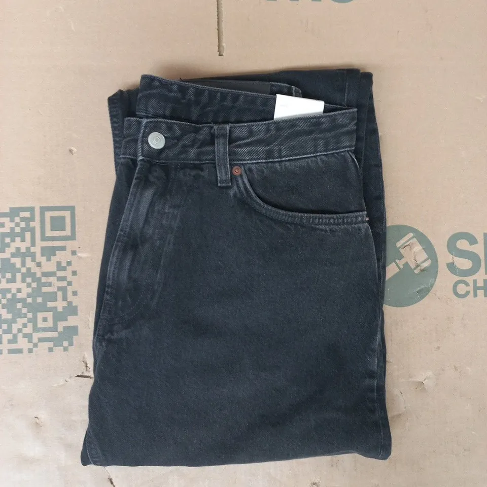 ZARA BARREL FIT JEANS IN BLACK SIZE UK 32