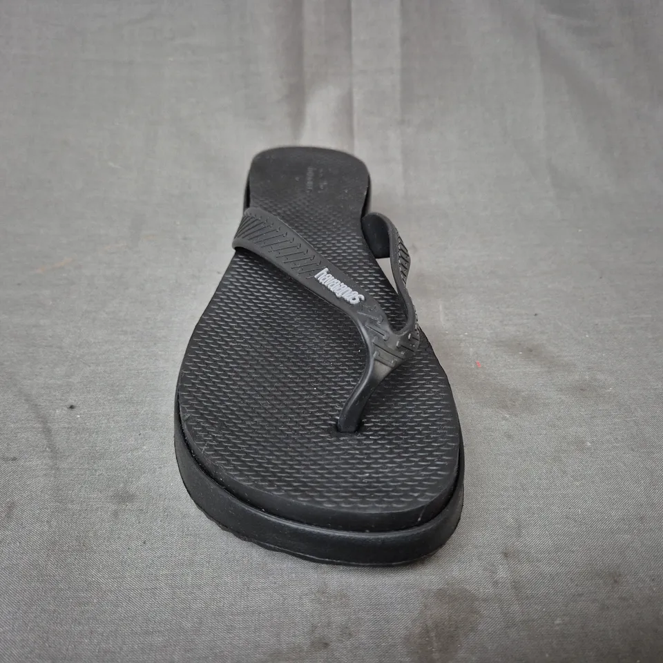 HAVAIANAS HIGH PLATFORM BLACK SANDALS - SIZE 39