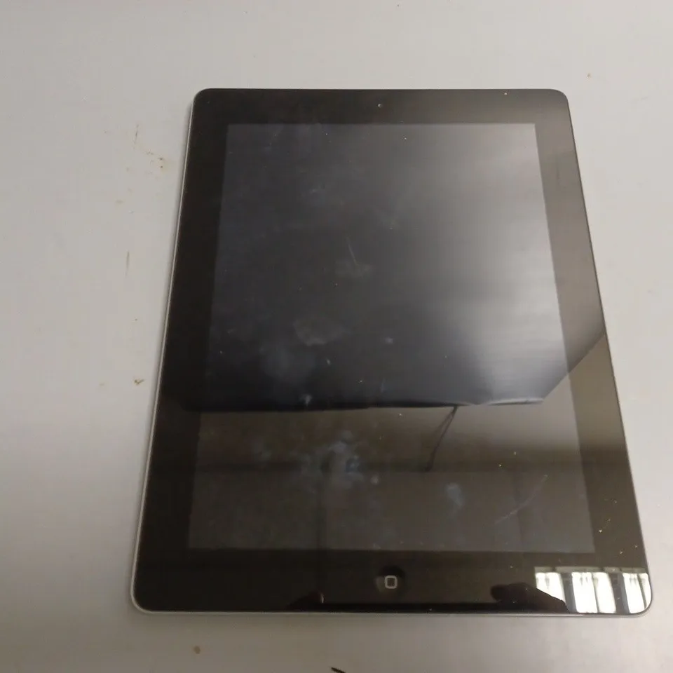 APPLE IPAD A1458 (4TH GEN) TABLET 