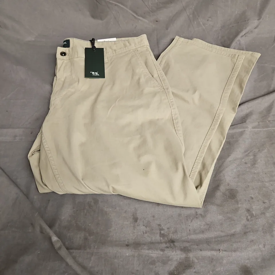 RODD & GUNN TROUSERS IN KHAKI SIZE W40/L30